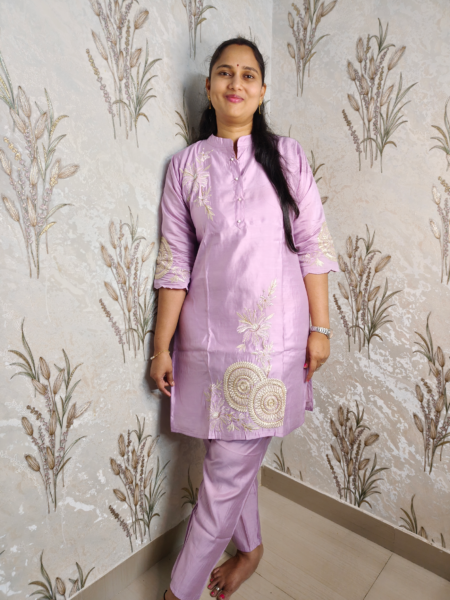 Lavender Party Wear Kurta Set with Sequin & Thread Embroidery